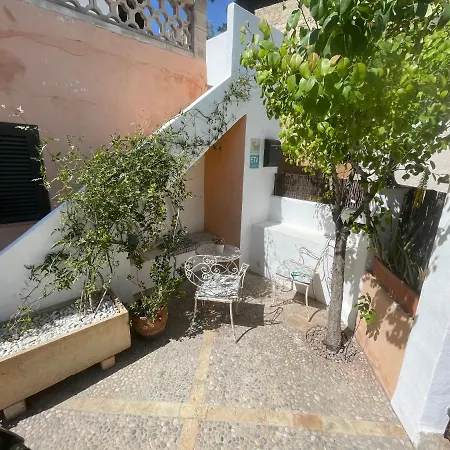 Casita Rosa Palma de Mallorca